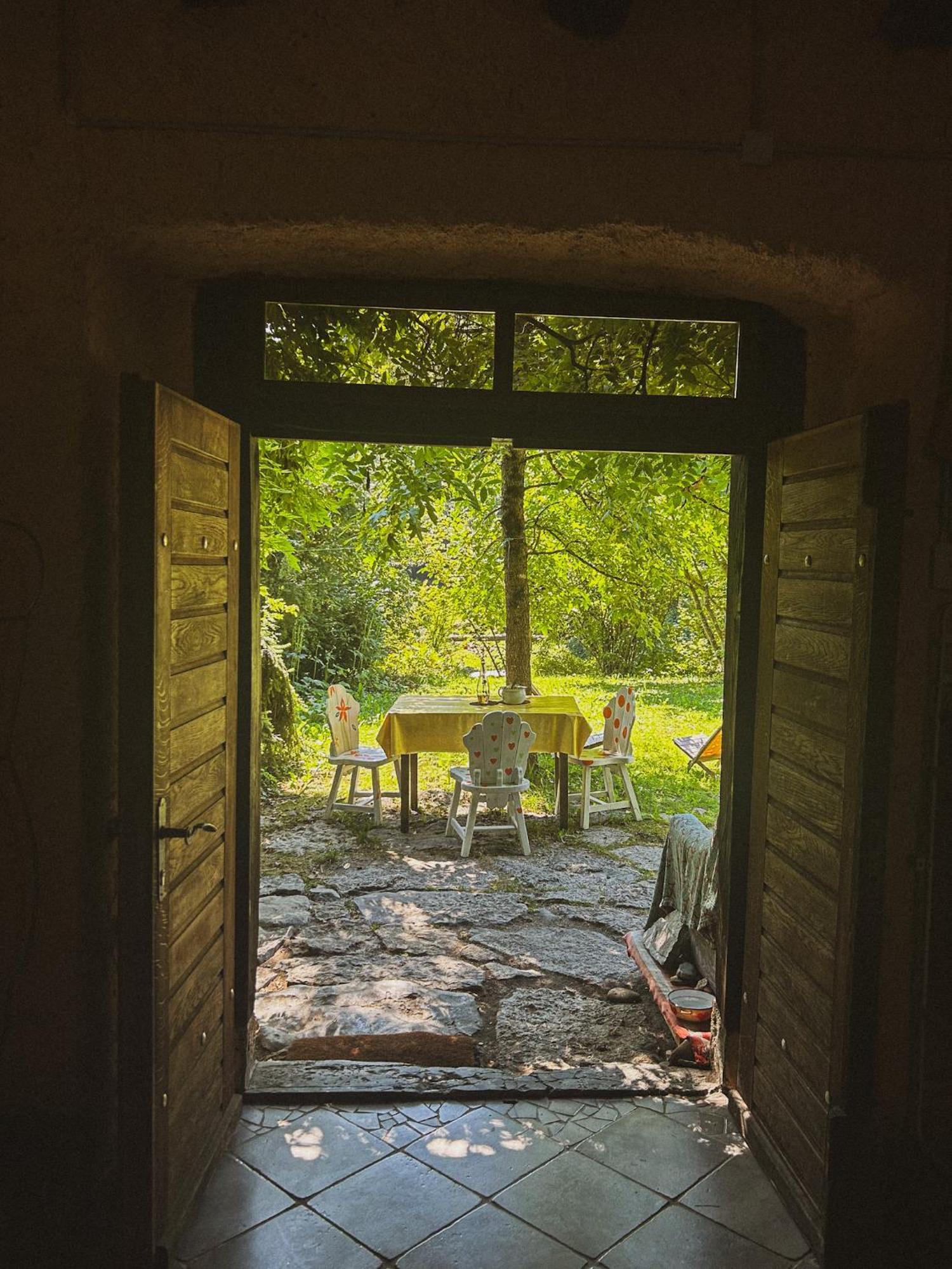 Fara Vintage House Podliparskaゲストハウス エクステリア 写真