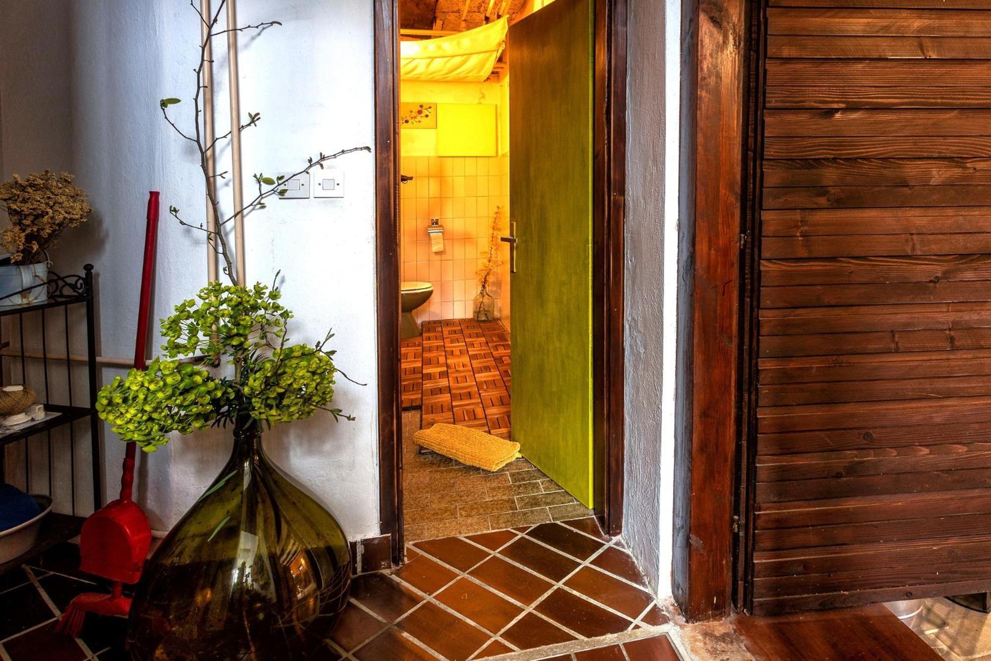 Fara Vintage House Podliparskaゲストハウス エクステリア 写真