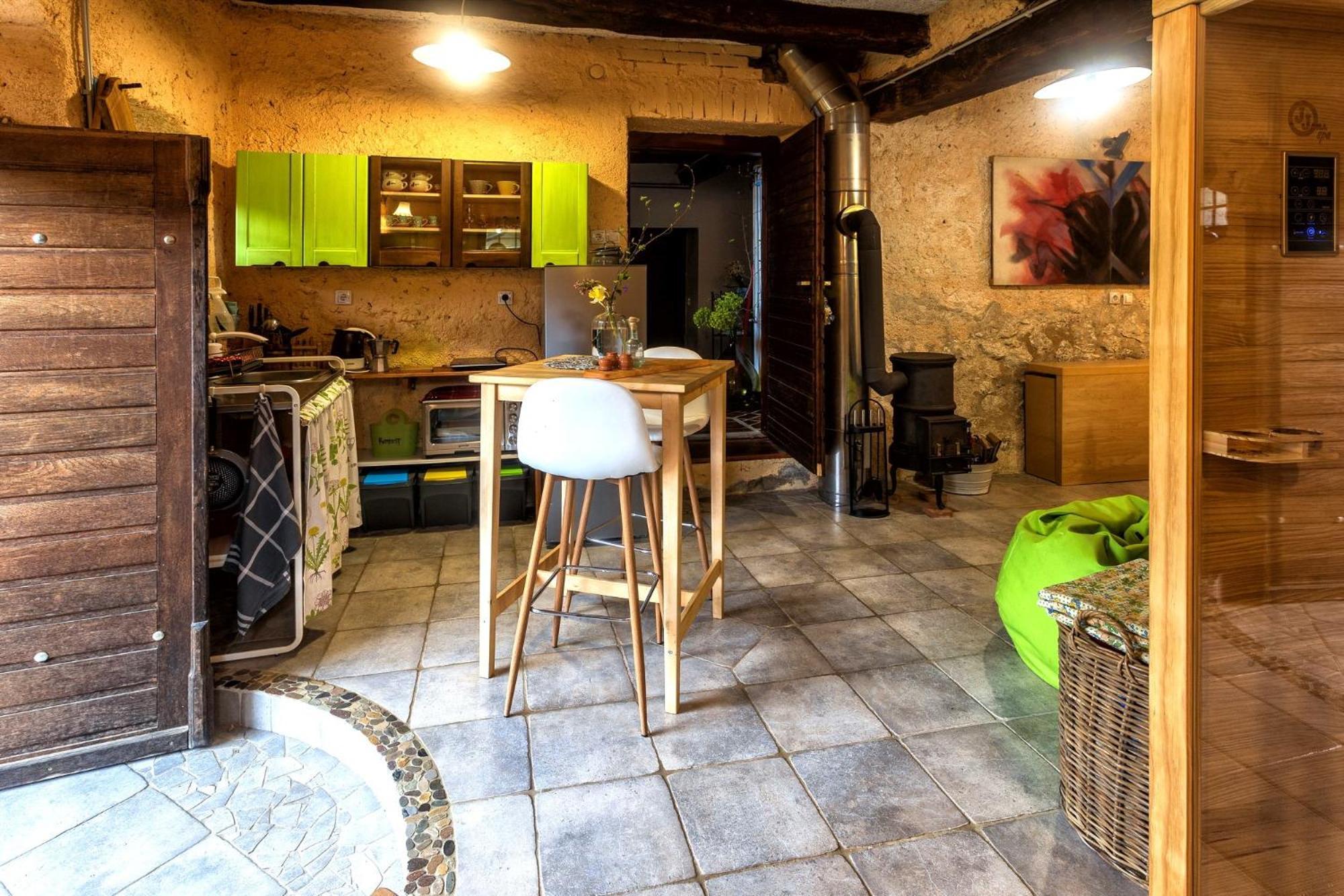 Fara Vintage House Podliparskaゲストハウス エクステリア 写真